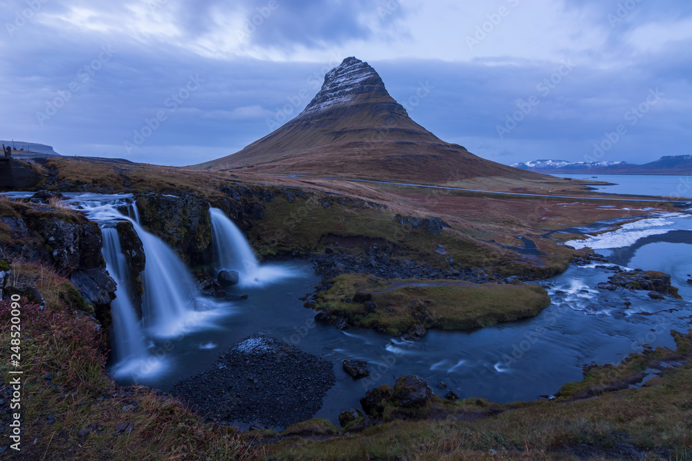 Cascadas en Islandia