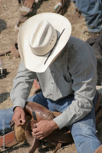 Rodeo Western Details