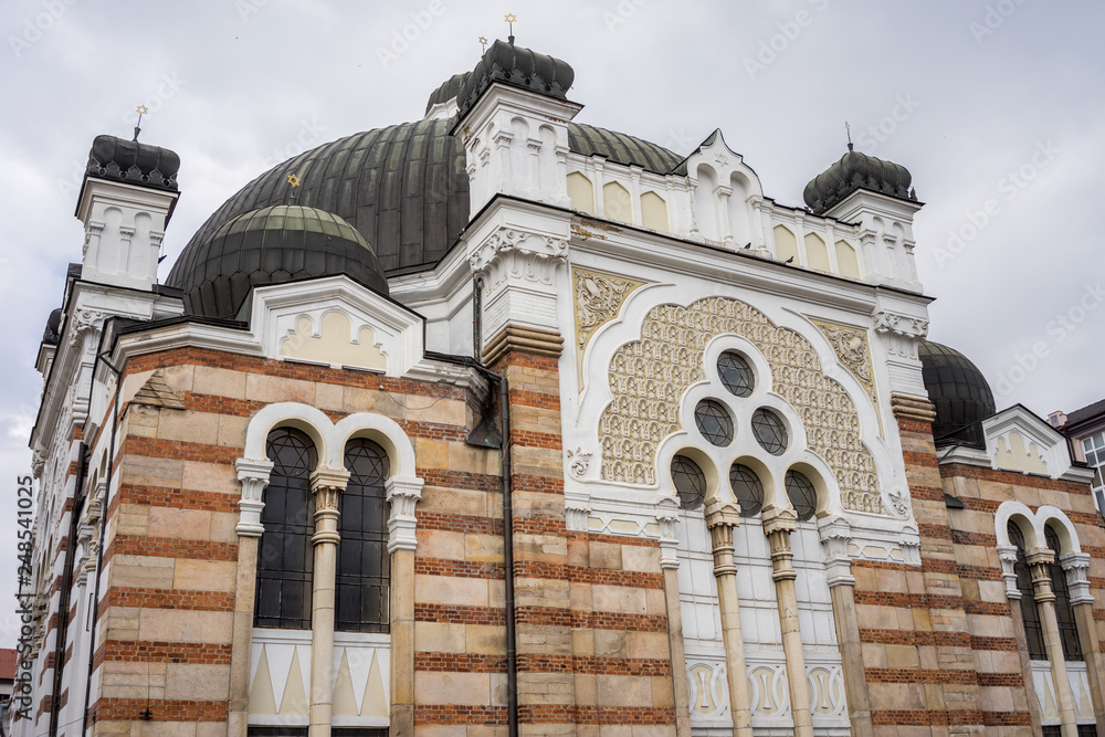 Front der Synagoge in Sofia