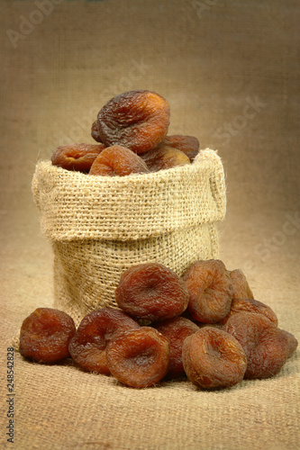 Sundried Apricots in Gunny Bag