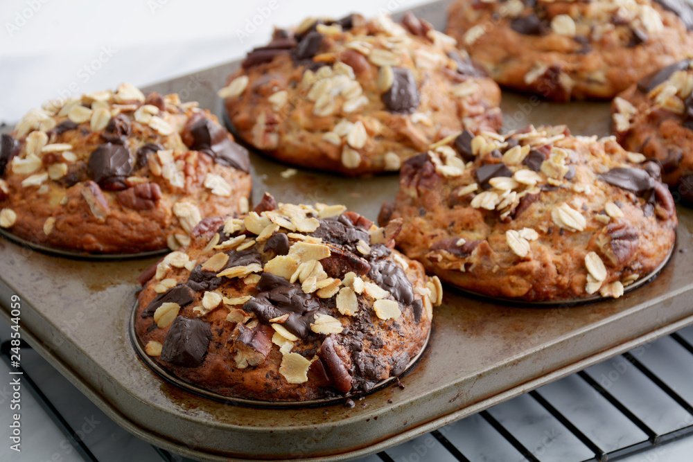 Banana chocolate oat pecan muffins Banana chocolate oat pecan muffins