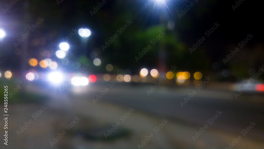 I transit the night in blur
