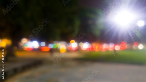 I transit the night in blur