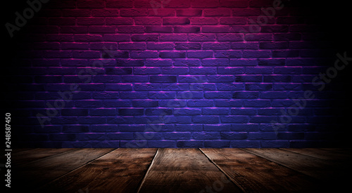 Illumination of an empty br...
