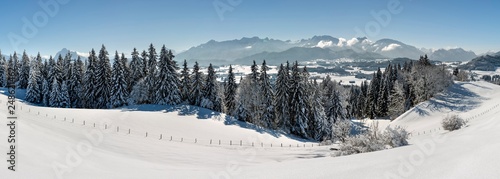Panorama Landschaft in Bayern bei Füssen im Winter © Wolfilser