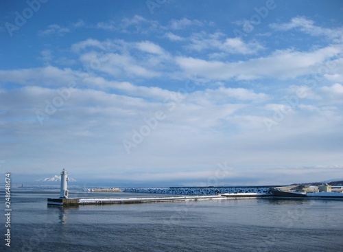 冬の港２　北海道 © G.Takase