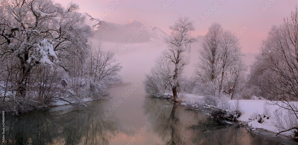 Mist at the lake in winter