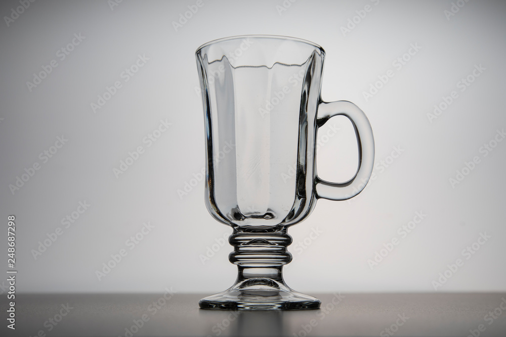 Glas Cup mit Henkel Glas Cup mit Henkel