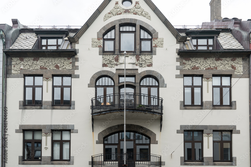 Fototapeta premium Jugendstilfassaden und Ornamente in Ålesund