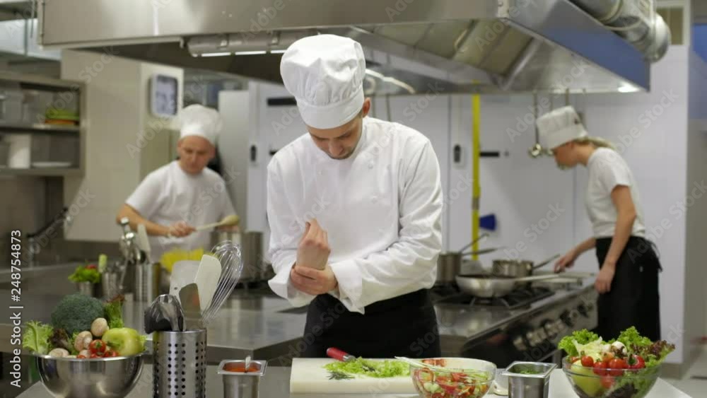 chef preparing salad then hurts wrist injury chef preparing salad then hurts wrist injury