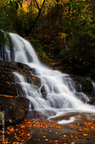 Fototapeta Naklejka Na Ścianę i Meble -  Laurel Falls in the Fall - Smoky Mountains