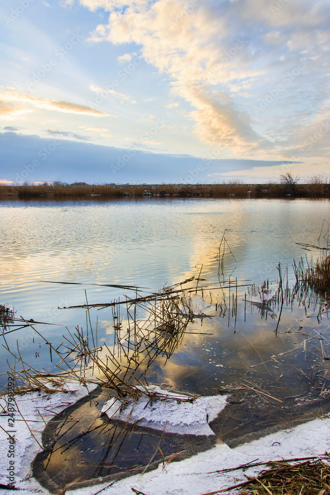 piękne niebo nad rzeką piękne niebo nad rzeką