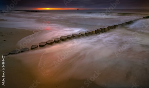 Wellen der Ostsee mit rauchendem Wasser Gral-Müritz Rostcok