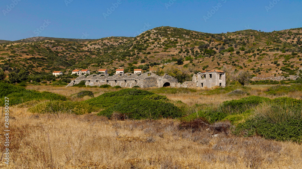 Blick auf die ehemaligen Salinen auf Samos