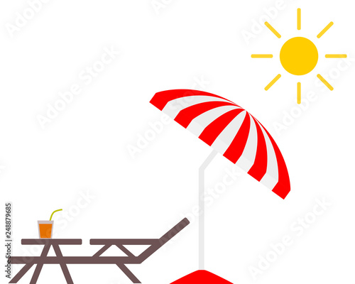 Sonnenschirm, Liege, Tisch und Sonne