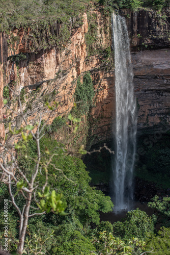 Cachoeira Véu de Noiva Parque Nacional da Chapada dos Guimarães/MT photo