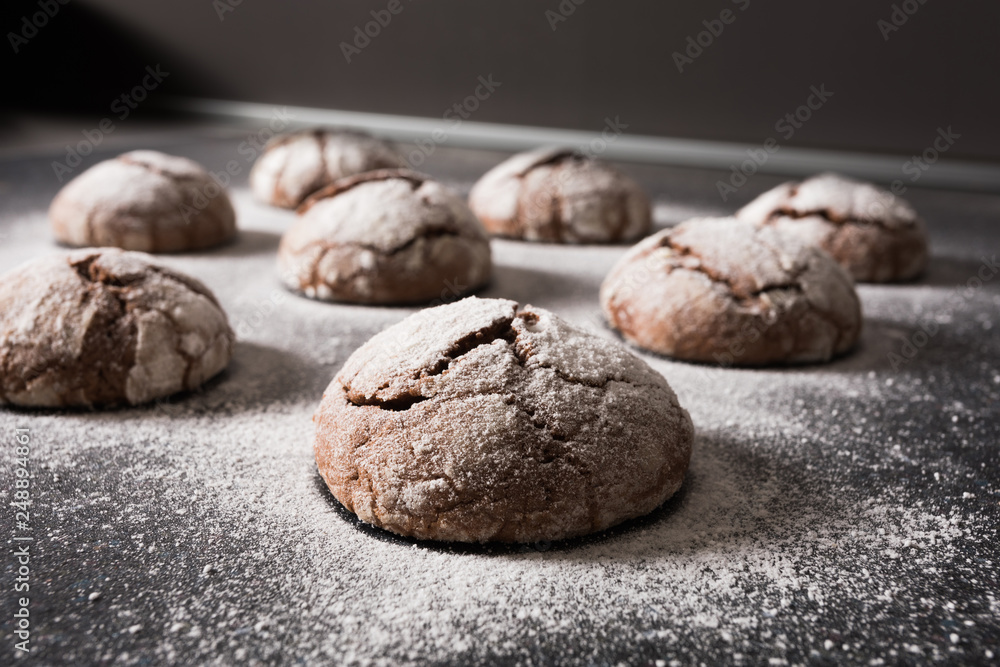 Cracked chocolate cookies Cracked chocolate cookies