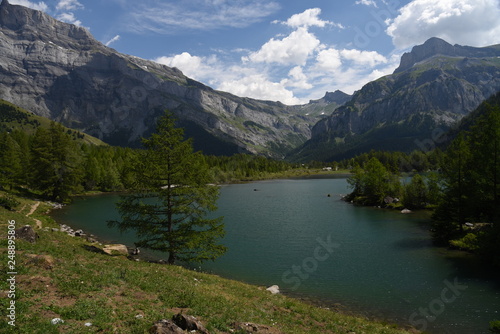 Lake Derborence (Switzerland) © Nicolas