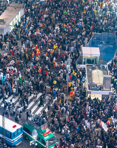 Photography Unbelievable crowd of people in shibuya district during halloween celebration