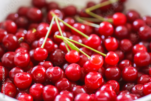 Obraz na płótnie Fresh ripe sweet red summer cherries.