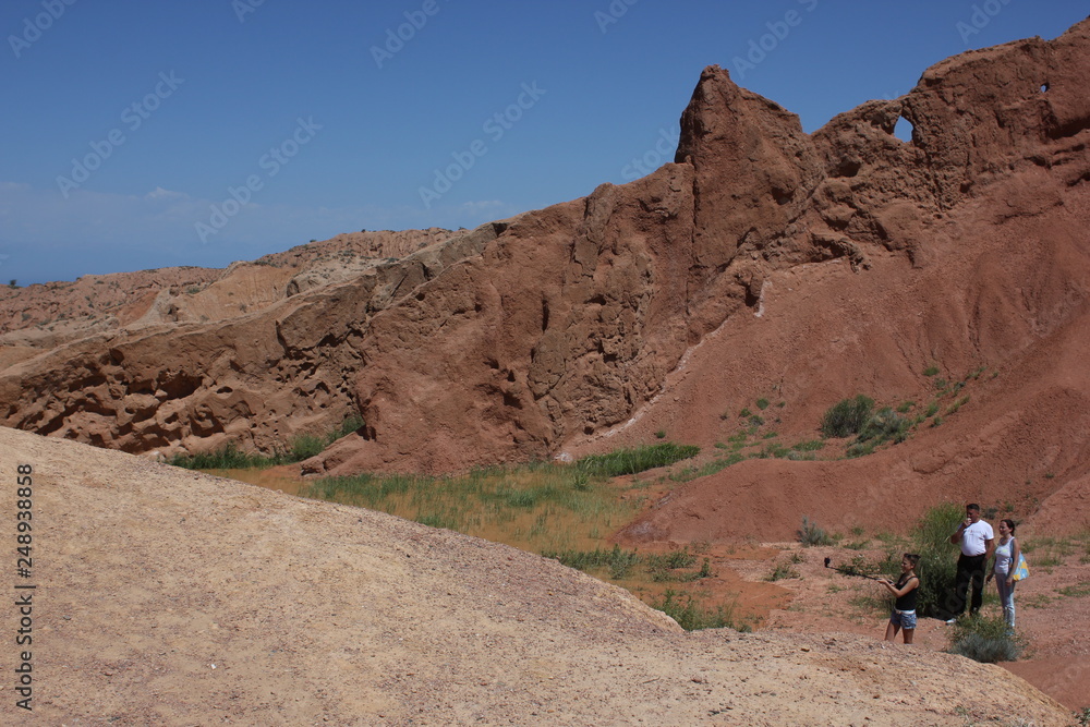 red sand mountains