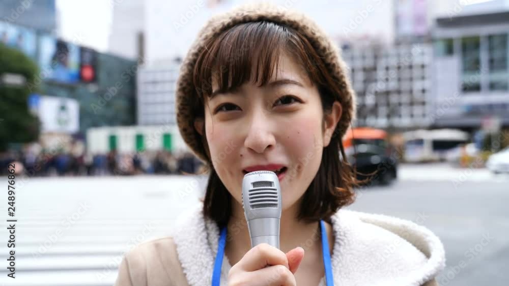 アナウンサー レポーター イメージ 渋谷スクランブル交差点 アナウンサー レポーター イメージ 渋谷スクランブル交差点