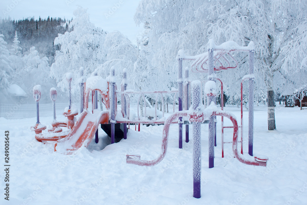 Frozen playground cheap