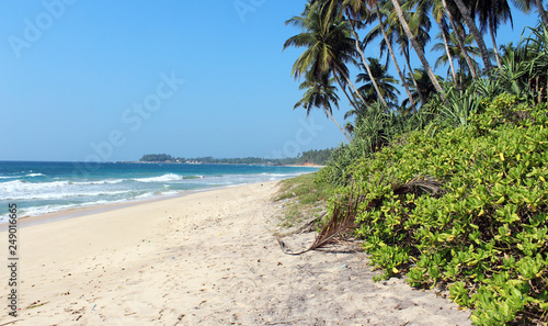 srilanka beach © TG M