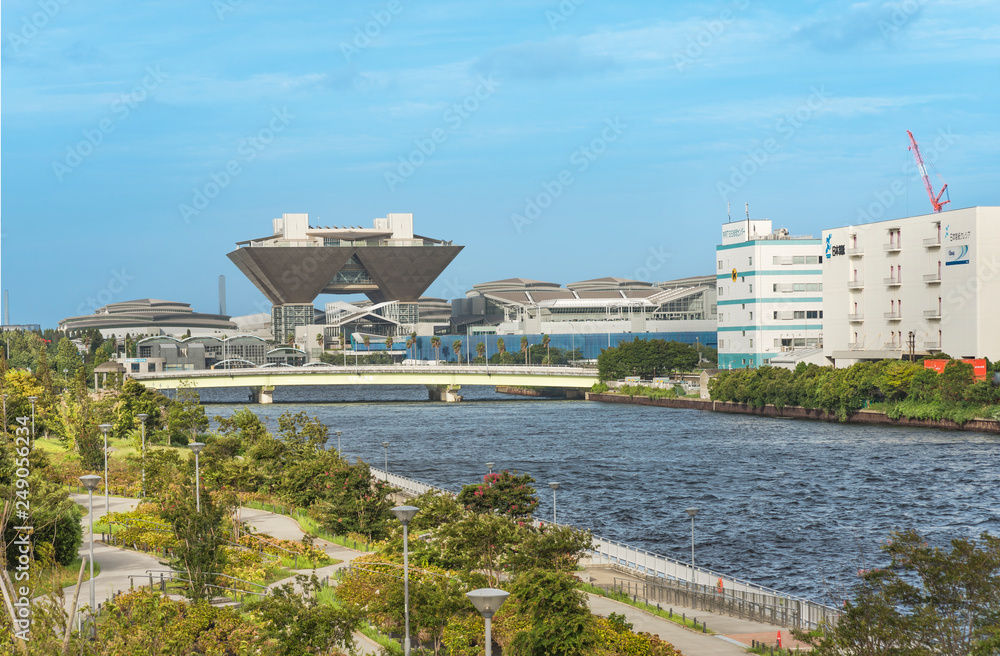 The Tokyo International Exhibition Center more commonly called Tokyo Big Sight is a palace of congresses located in Tokyo Japan.