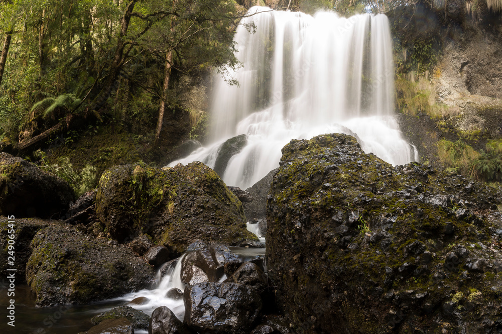 Fototapeta premium Champagne Falls, Tasmania