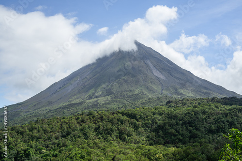 Volcan Arenlal