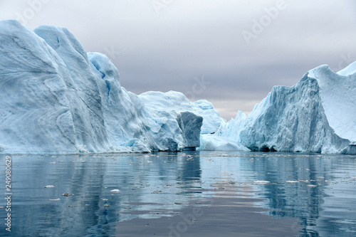 gespiegelte Eisberge