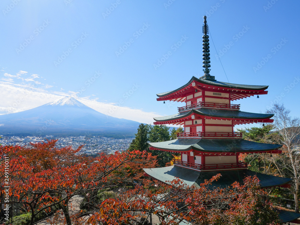 Chureito pagoda and Mountain Fuji