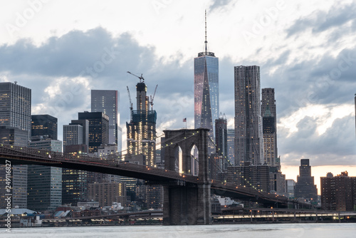 Brooklyn Bridge with the Iconic New York City Skyline © Life in Pixels
