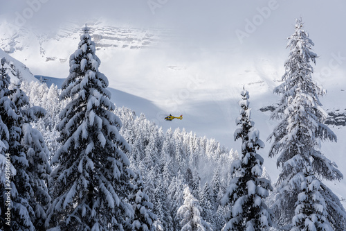 Helikopter Rettungseinsatz Christopherus / Wurzeralm Österreich photo