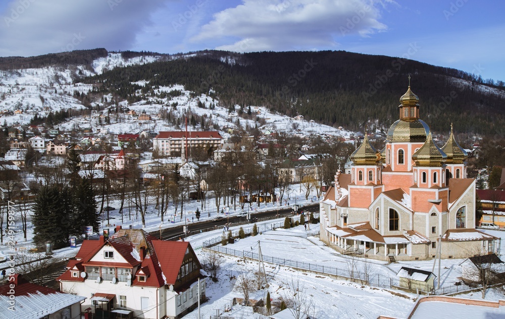 Fototapeta premium Amazaing mountain landscape in the pearl of Carpathians - Yaremche