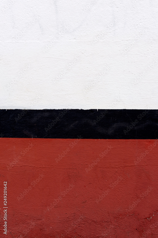Pared muro tricolor rojo negro y blanco. bandera Yemen Pared muro tricolor rojo negro y blanco. bandera Yemen
