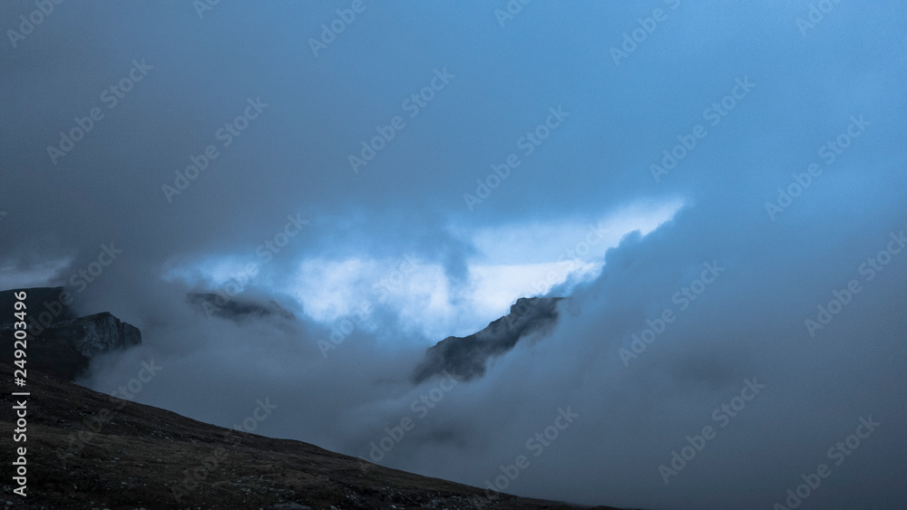 Fototapeta premium mountain fog