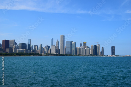 Chicago Waterfront Skyline © Travel_Bug