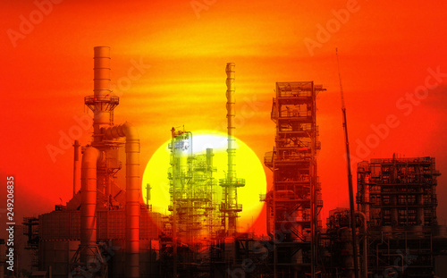 Refinery oil plant