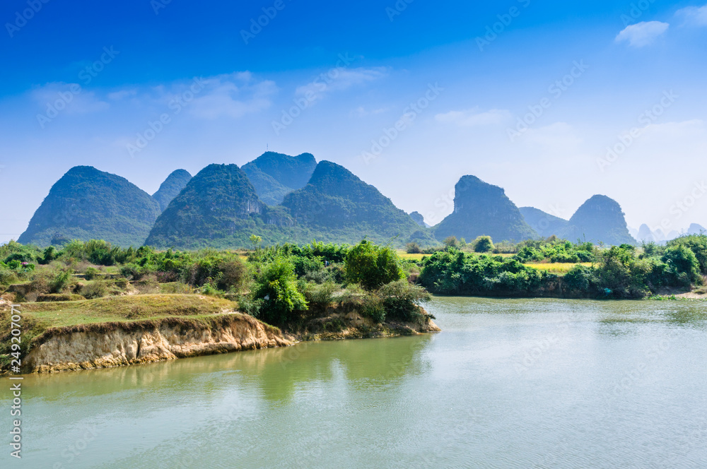 Mountain and rive scenery 