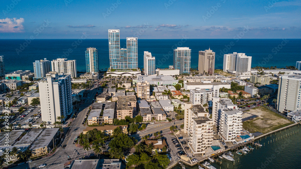 Fototapeta premium Miami Beach Aerial View