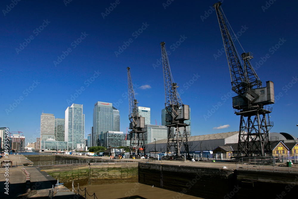 London, England, Docklands, Canary Wharf, Tower Hamlets, im Hintergrund das Bankenviertel
