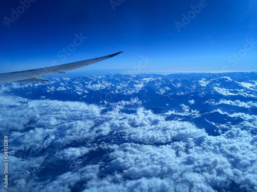 スイスアルプス上空にて