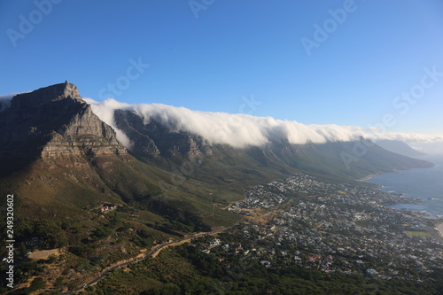 Tafelberg with the twelve apostles and cloud