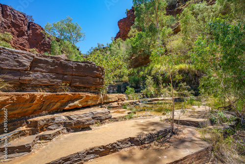 hiking in dales gorge, karijini national park, western australia 38