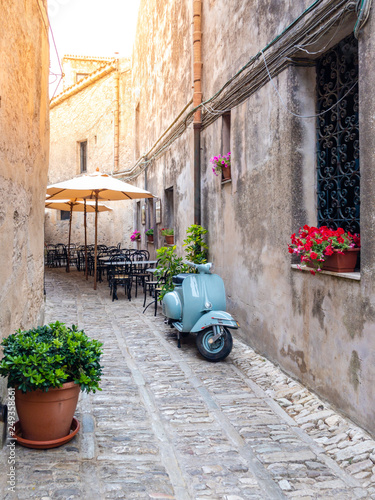 Erice, Trapani, Sicilia, Italia photo