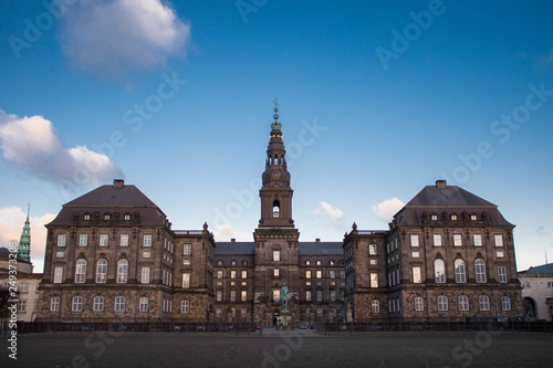 Il Palazzo di Christiansborg a Copenhagen © alex