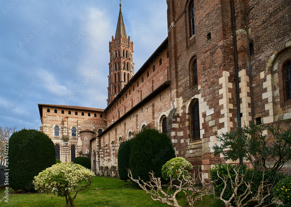 Fototapeta premium The Basilica of Saint Sernin, in Toulouse, France
