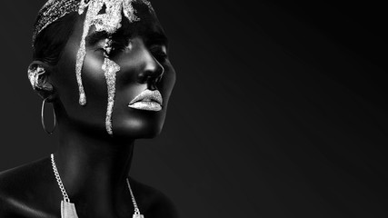 Canvas schilderij Fashion lippen Donker modegezicht met artistieke make-up  © Alena Gerasimova